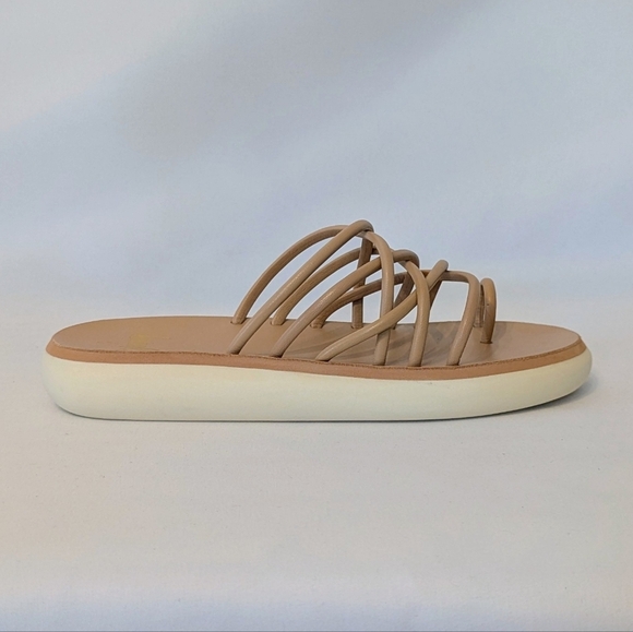 beek PEEP Leather Platform Sandal Flat Tube Straps Toe Ring Slip On Beach 7 NWOB - Picture 5 of 16